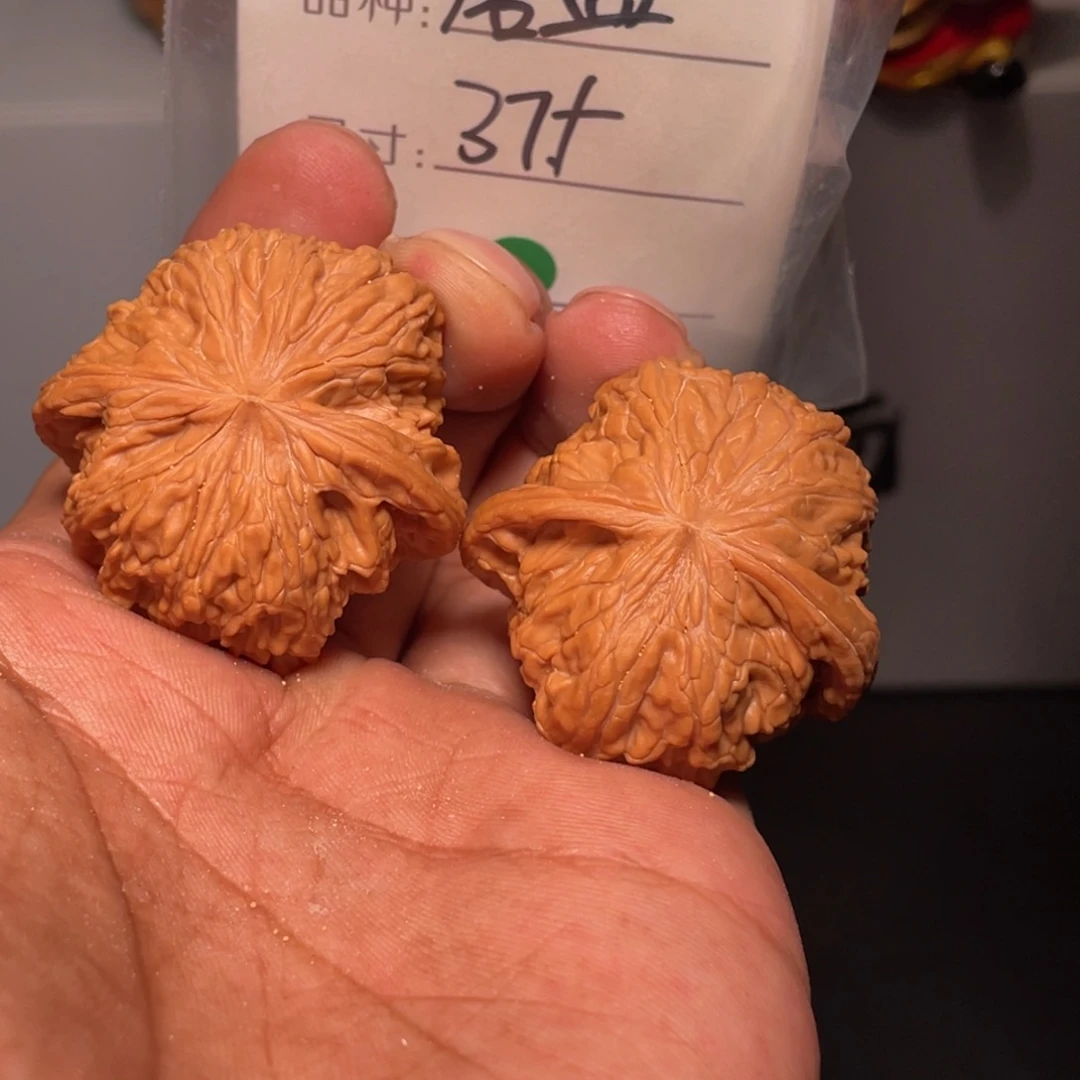 文玩核桃吊坠文玩核桃