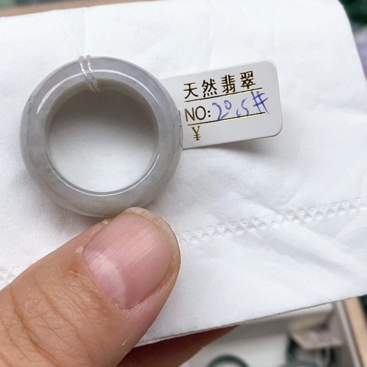 翡翠未镶嵌颈饰天然缅甸翡翠