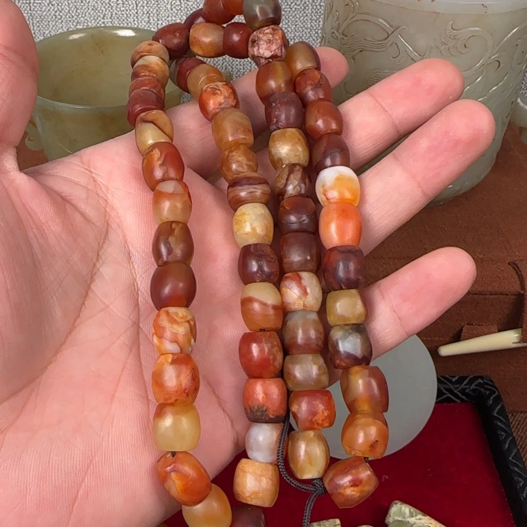 自***～非常精美的脖挂件