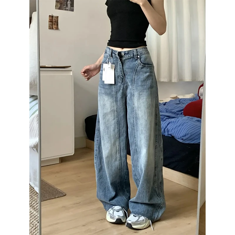 大码设计感弯刀显瘦百搭牛仔裤女夏季新款高腰复古水洗垂感直筒裤