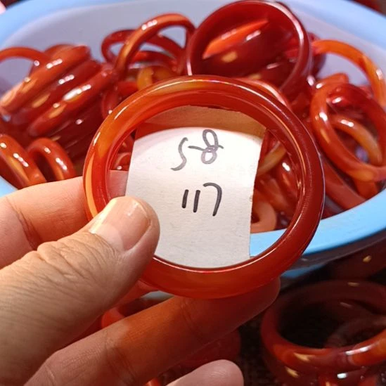 玛瑙/玉髓未镶嵌手镯