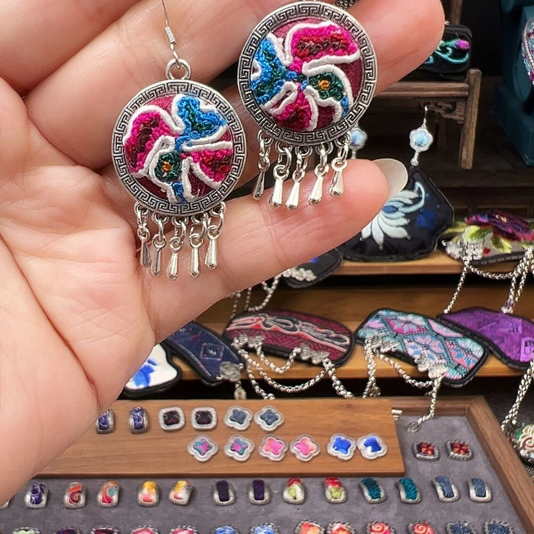 织绣手工刺绣工艺品