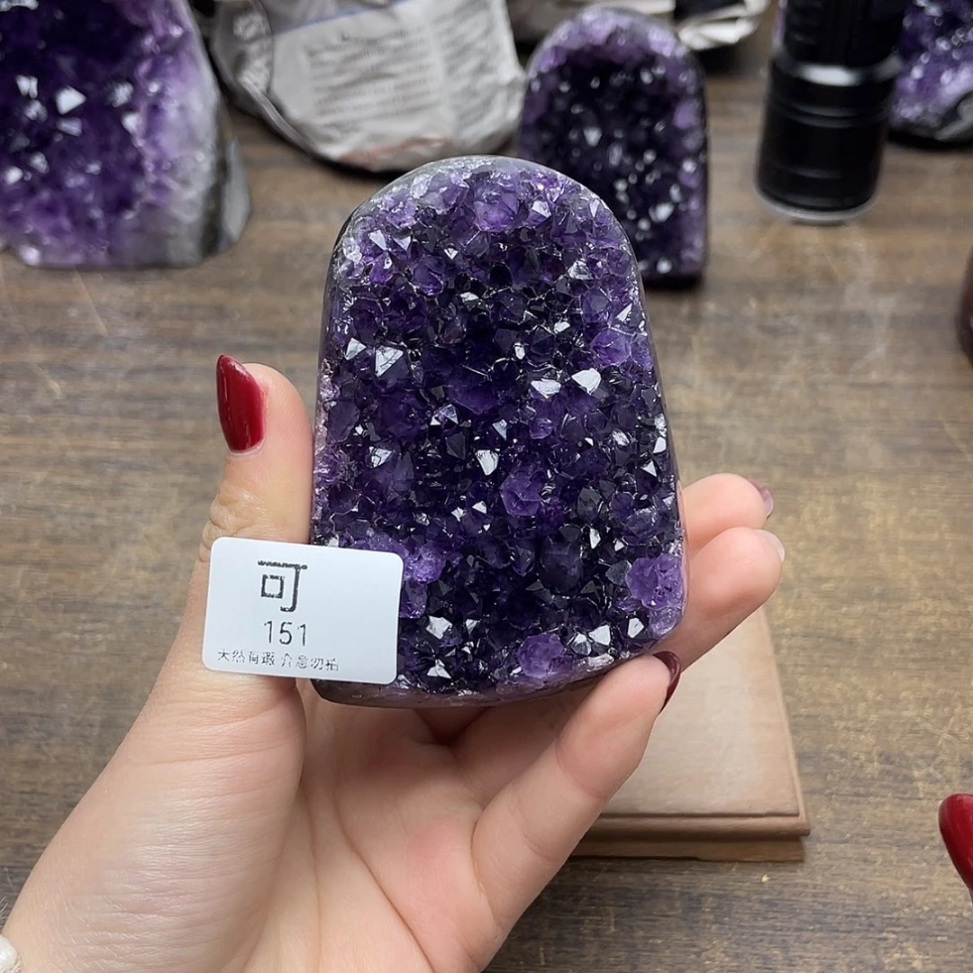未镶嵌大型摆件（非配饰）紫晶