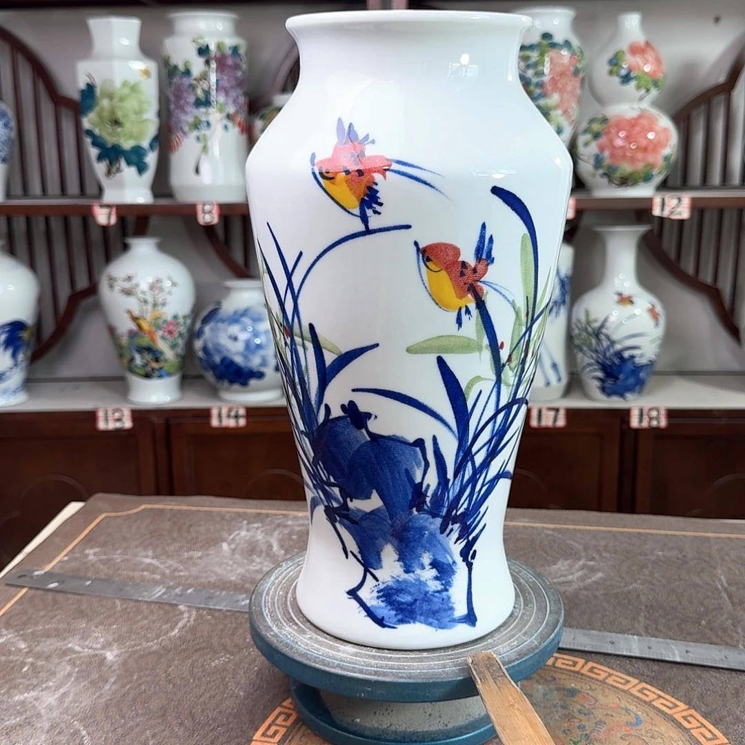 摆件景德镇陶瓷大鱼玉