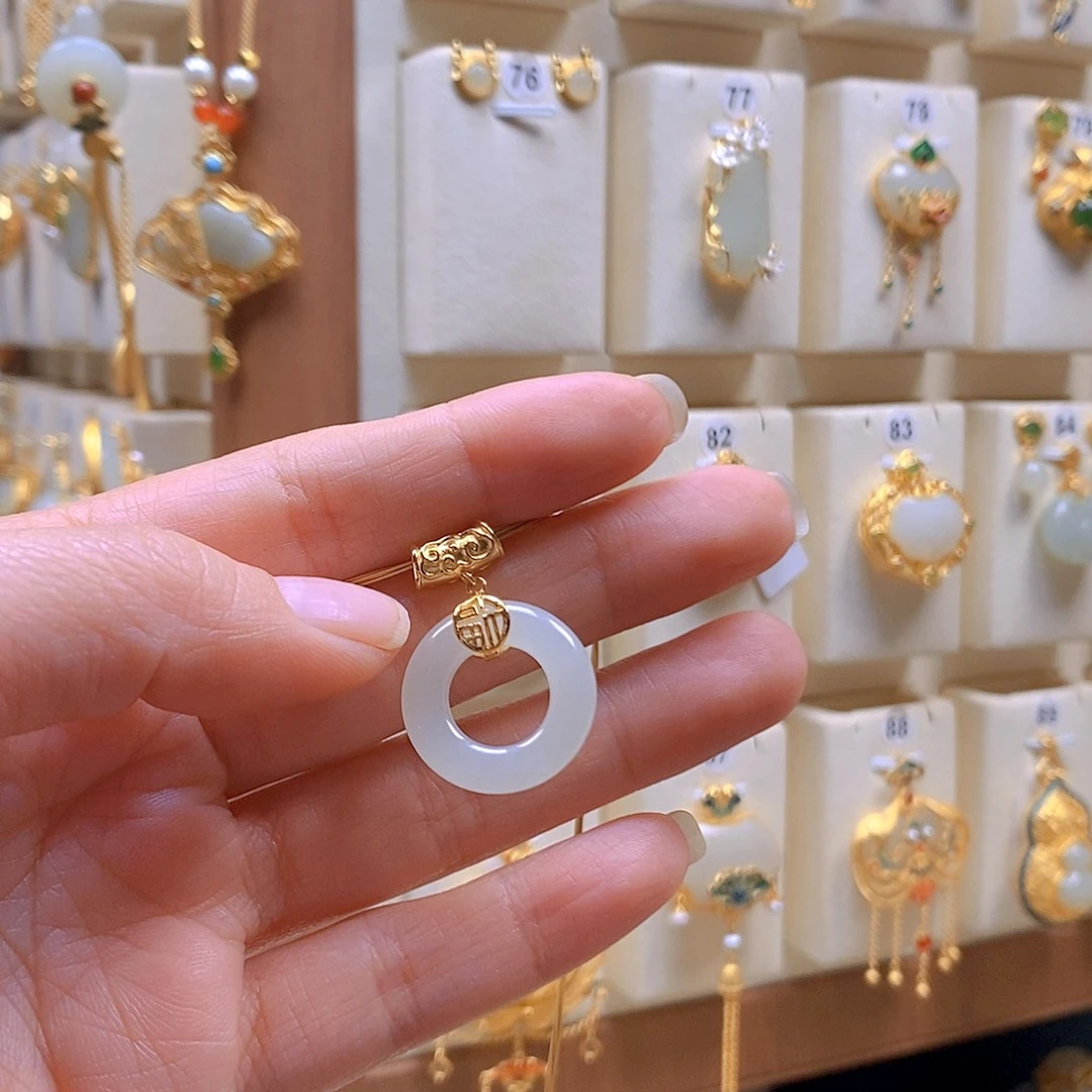 和田玉银S925镶嵌颈饰