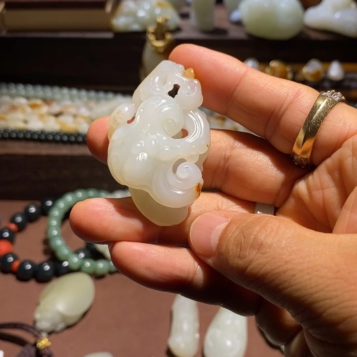 和田玉挂件未镶嵌鹤*?