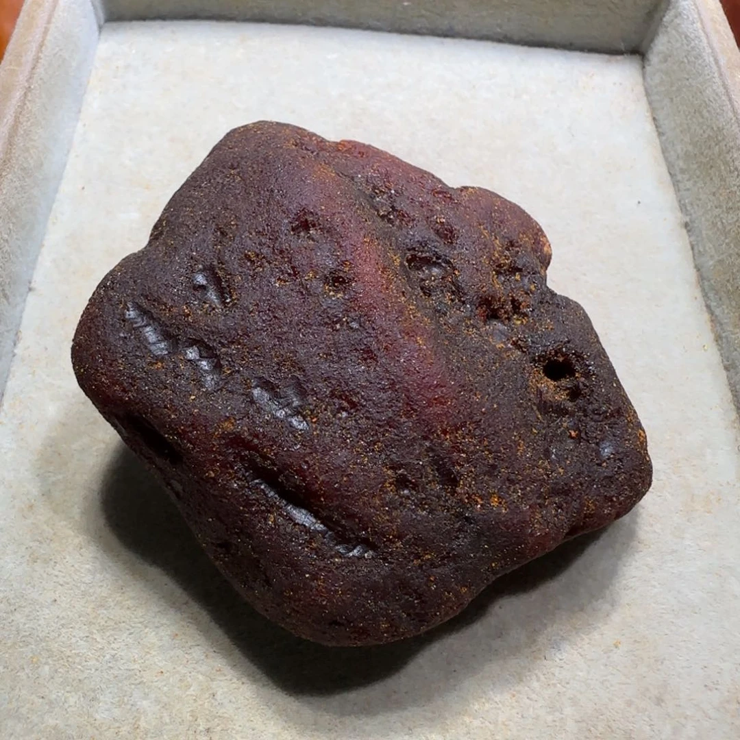 定制琥珀未镶嵌山****，专属定制