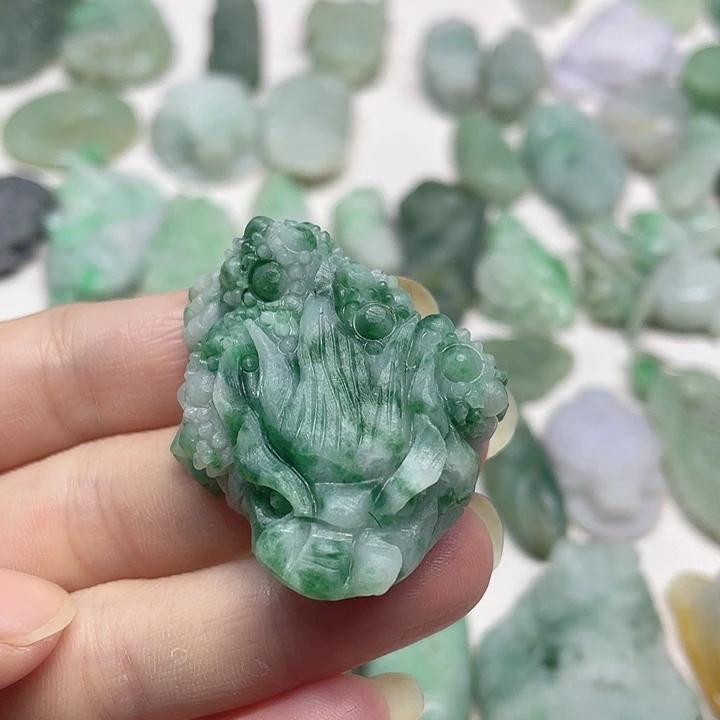 定制翡翠未镶嵌翡翠