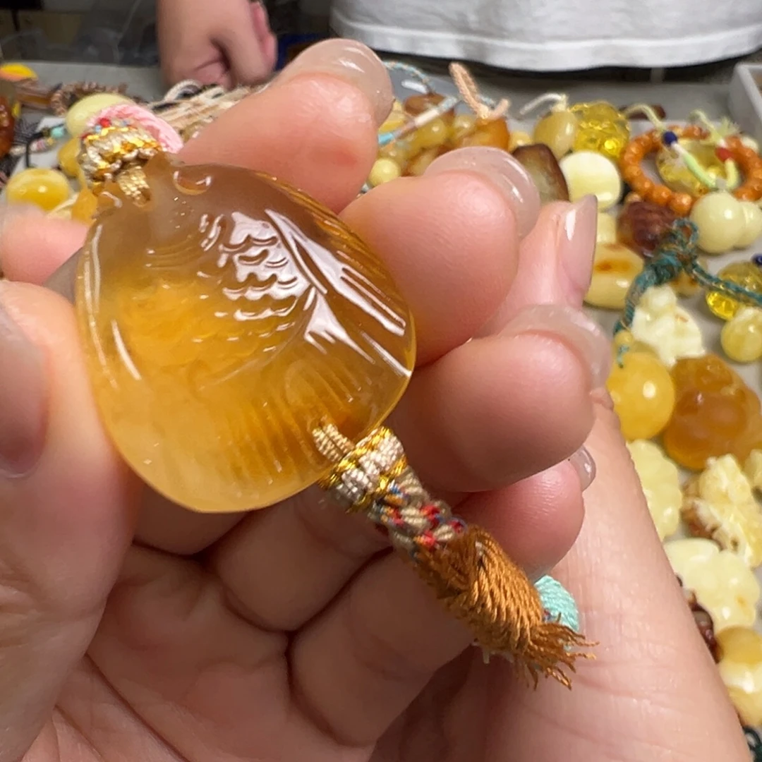 裸石蜜蜡未镶嵌蜜蜡