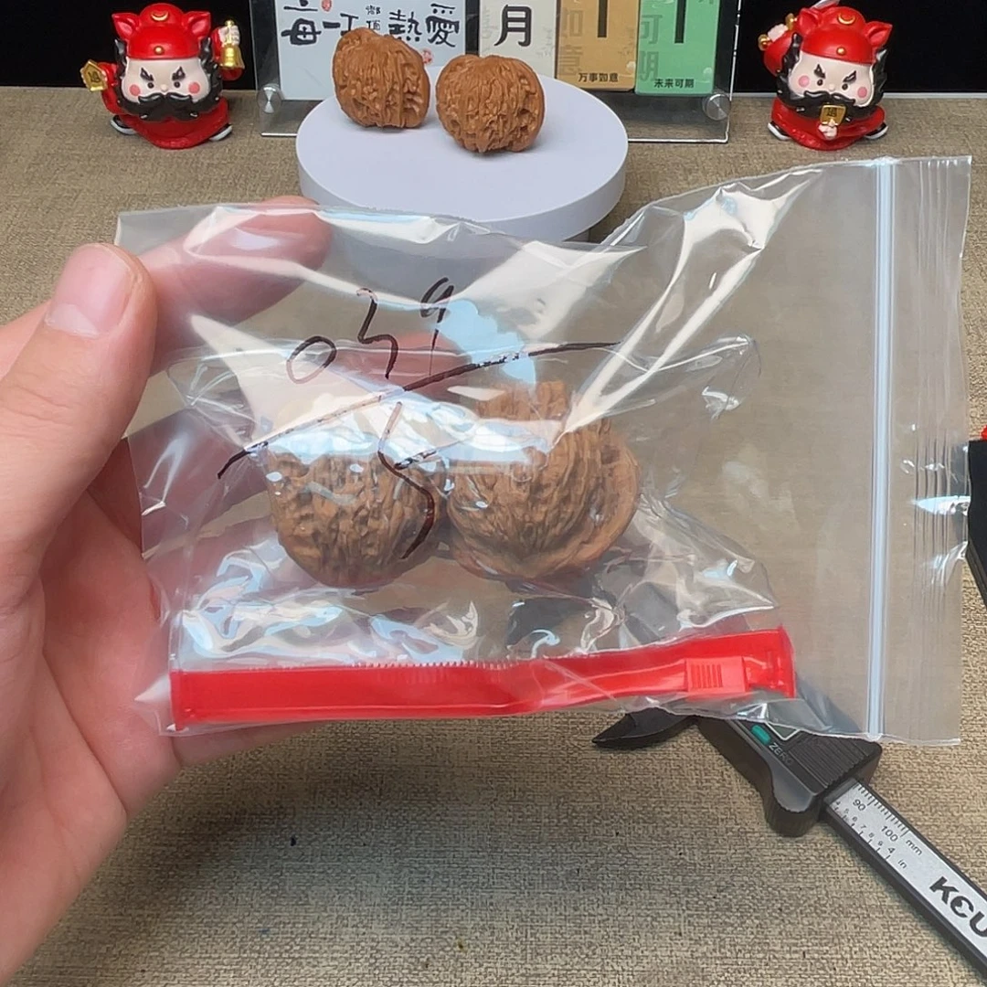 文玩核桃吊坠35密纹