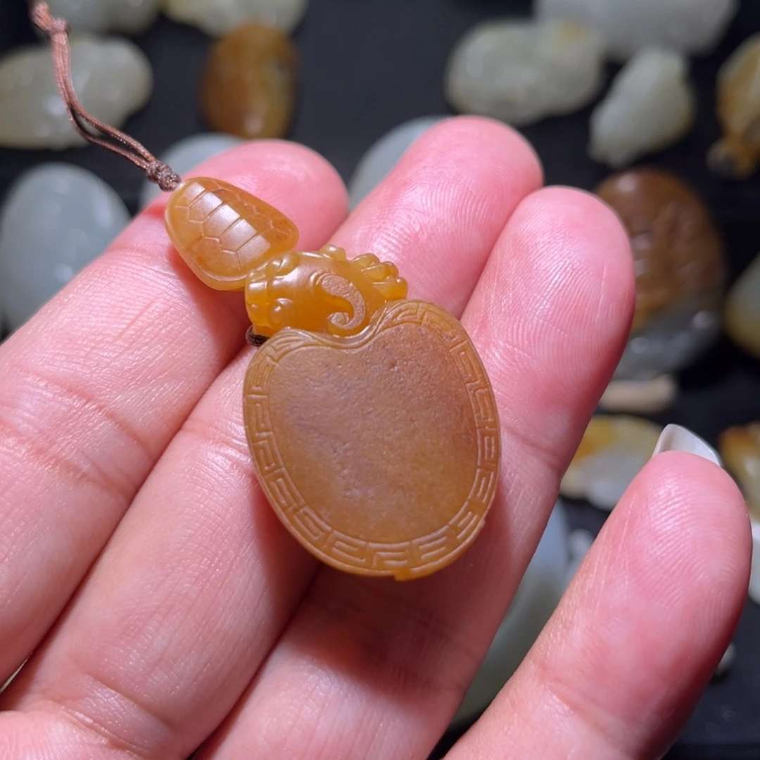 和田玉颈饰未镶嵌g****o