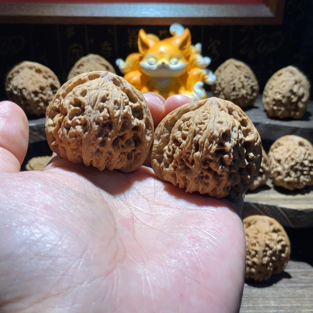 椒***家把件文玩核桃涿鹿南将石