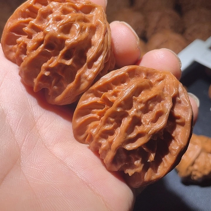 晨***铭文玩核桃吊坠亲亲亲亲