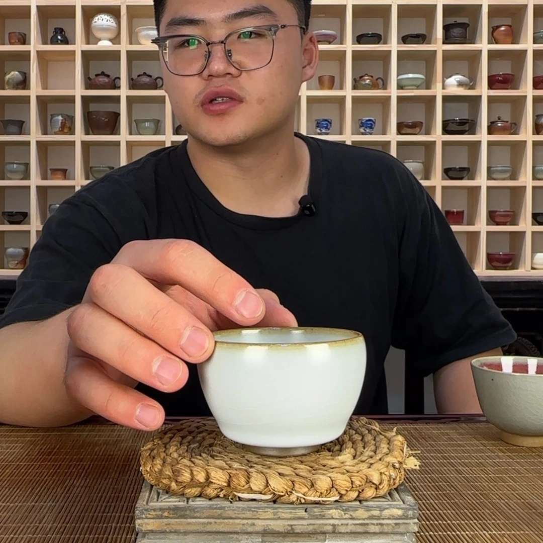 平阳窑手作白釉主人杯