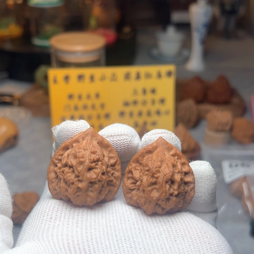 文玩核桃吊坠袖珍公子帽351