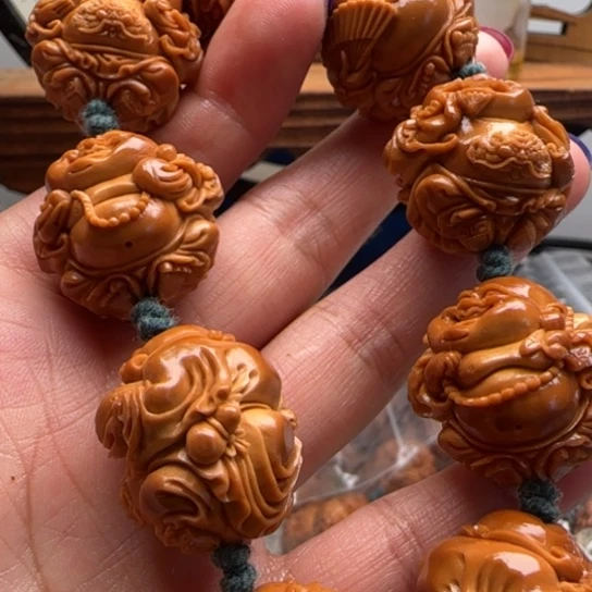 春***国手串橄榄核橄榄雕工艺品