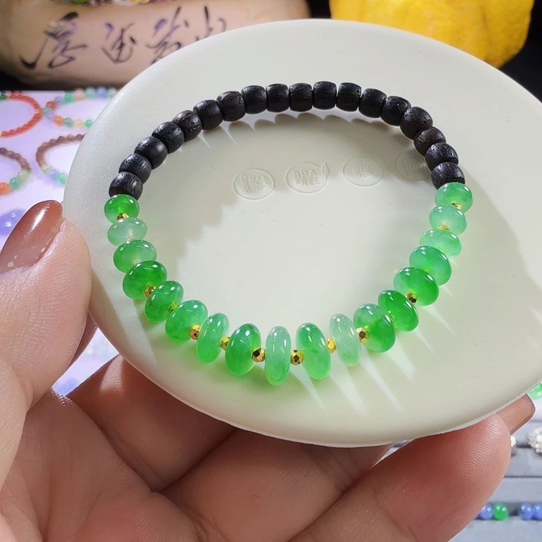 翡翠足金镶嵌挂件半串