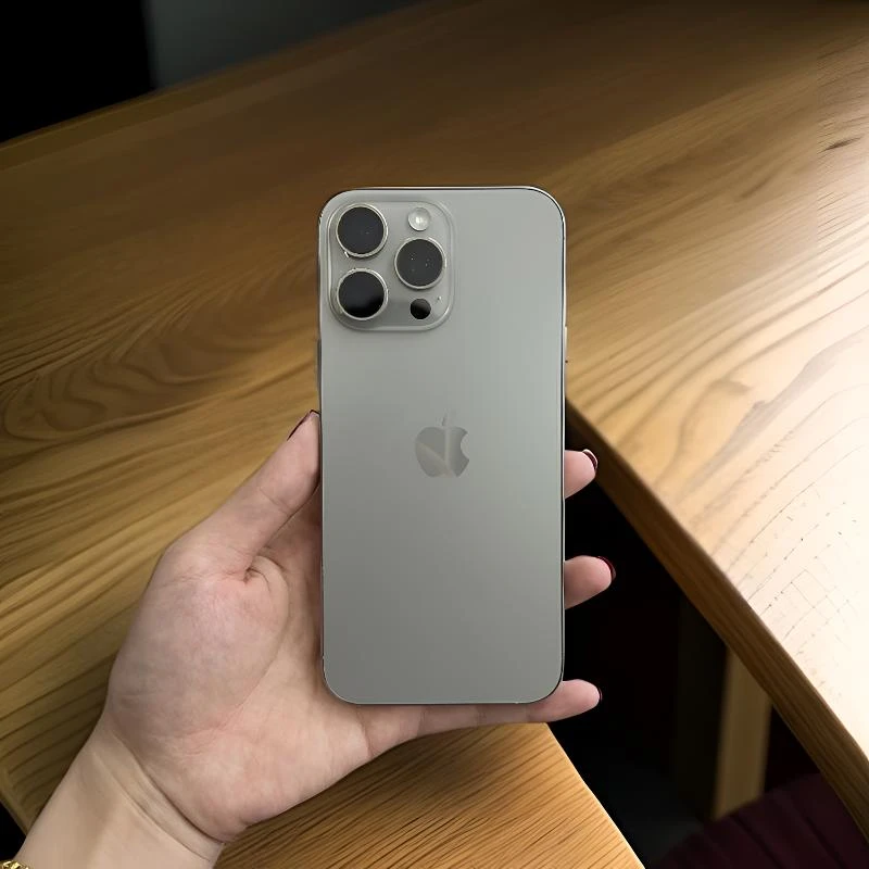 99新 Apple/苹果 准新 16PM 原色256G 电池100在保明年1月份