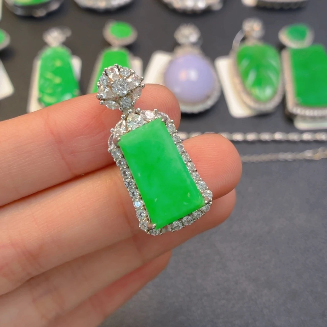 翡翠银S925镶嵌颈饰