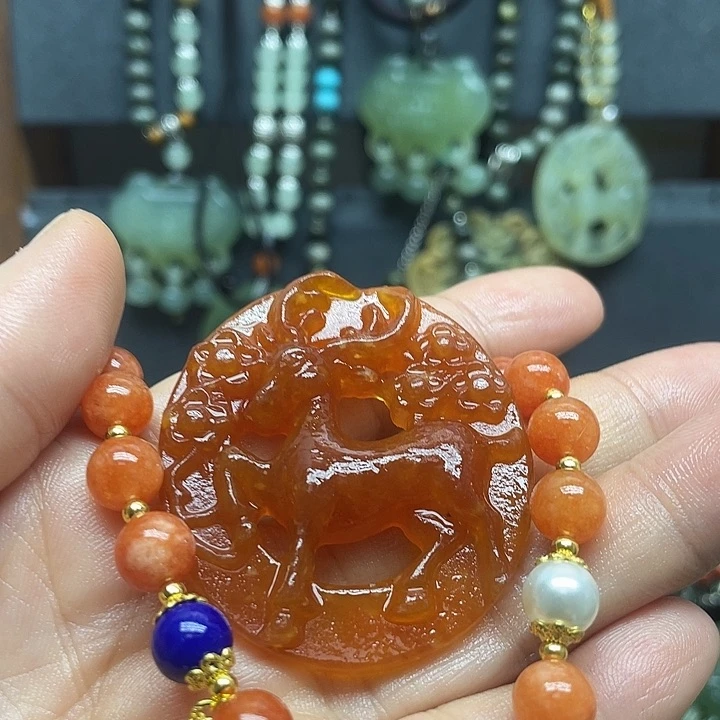 未镶嵌蛇纹石玉颈饰