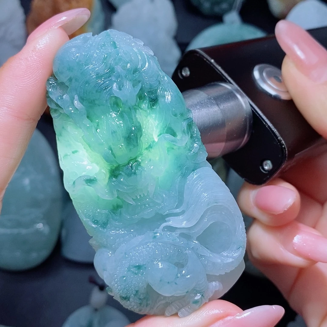 定制翡翠未镶嵌翡翠