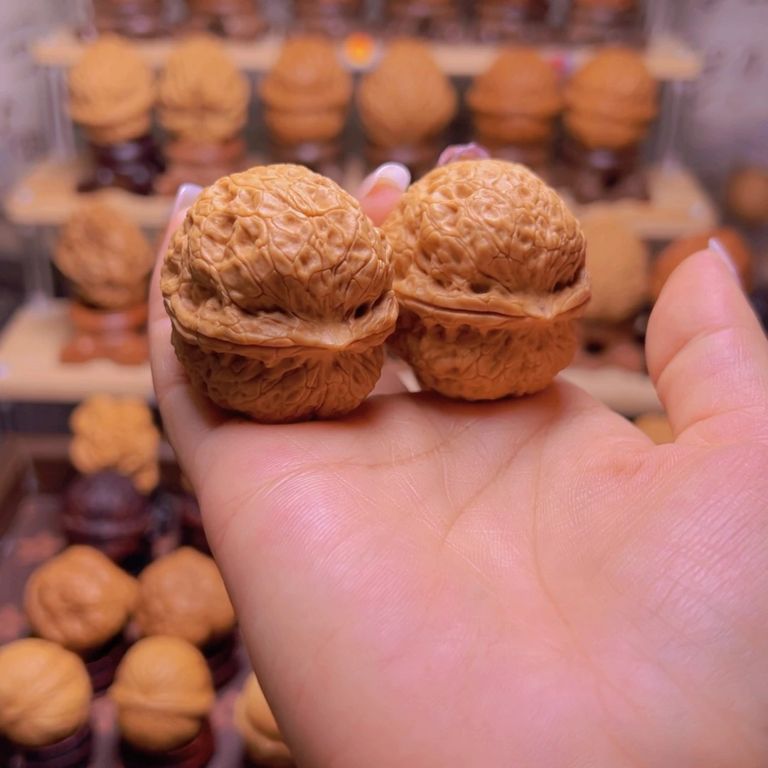 文玩核桃吊坠云鼎元宝H24、39尺