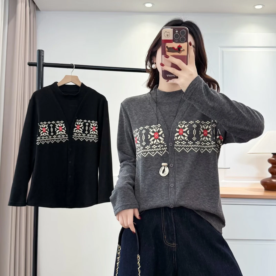 大码胖mm秋冬新款印花假两件加绒打底衫女时尚减龄显瘦上衣560