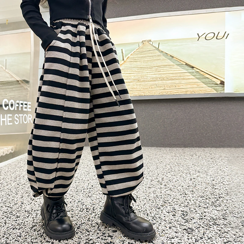 儿童秋款裤子2025新款韩版洋气男女童条纹裤春秋款宽松时尚灯笼裤