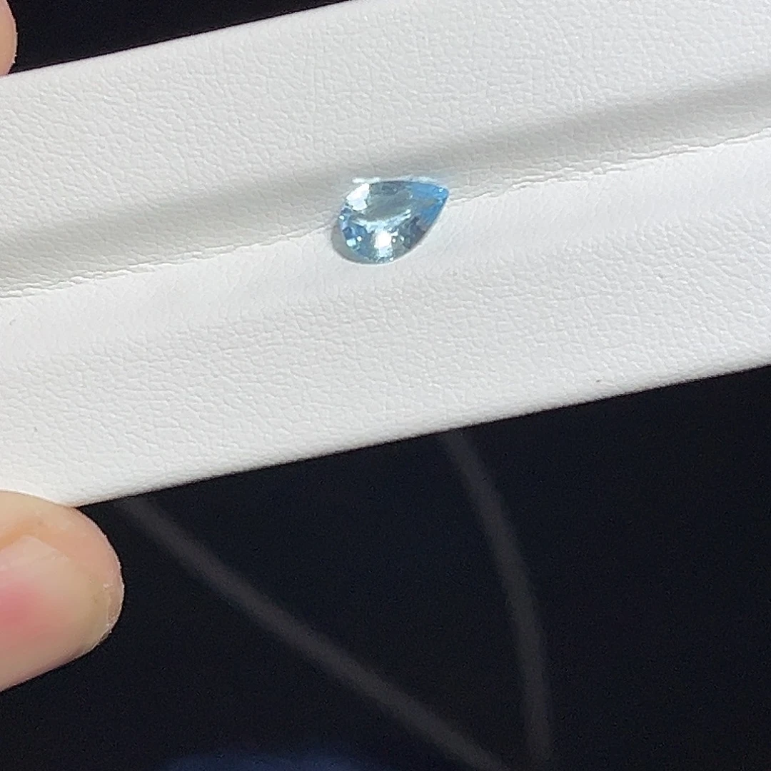 海蓝宝石裸石裸石5.2x7.6