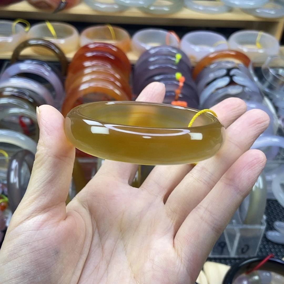 手镯玛瑙/玉髓未镶嵌