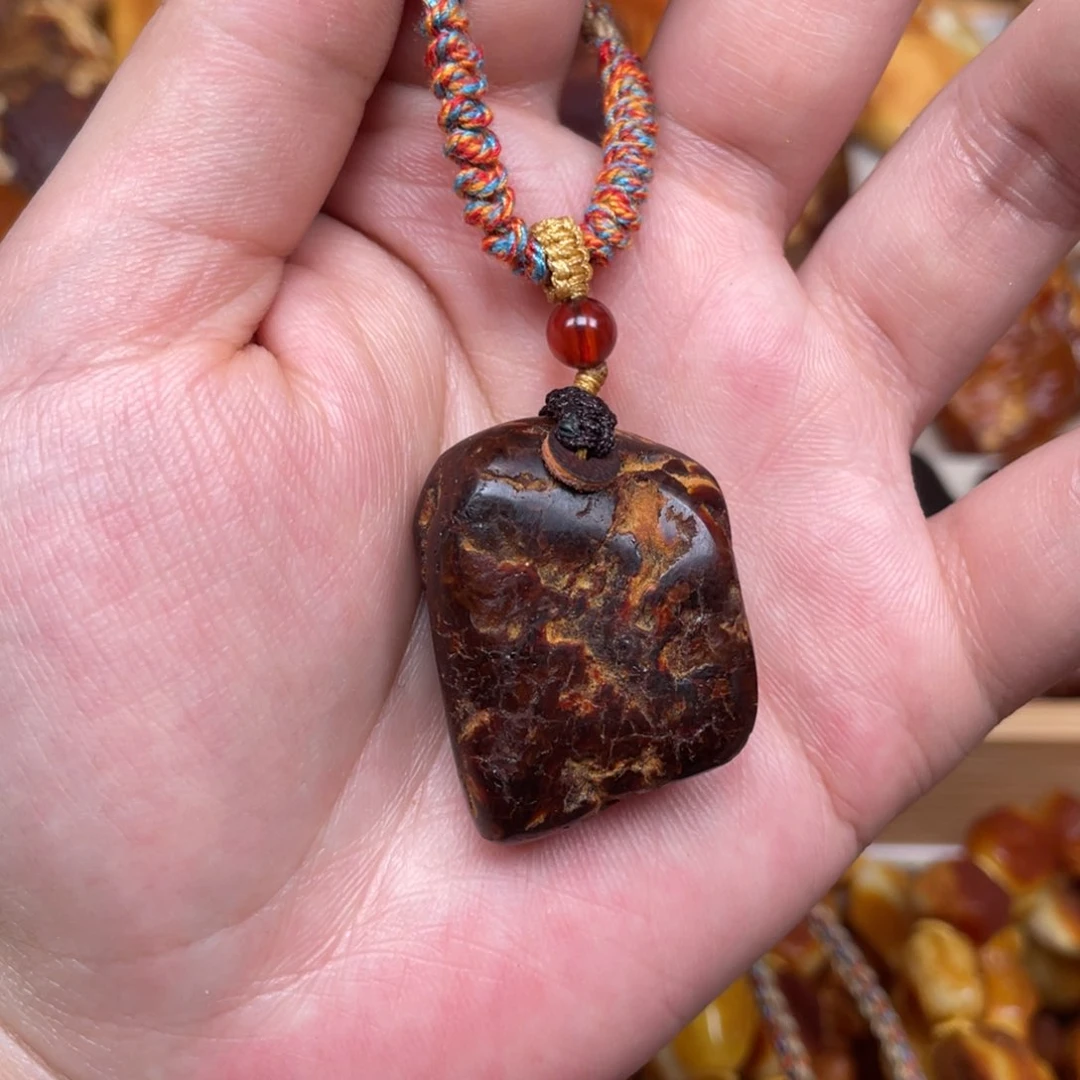 蜜蜡珠宝奇石未镶嵌