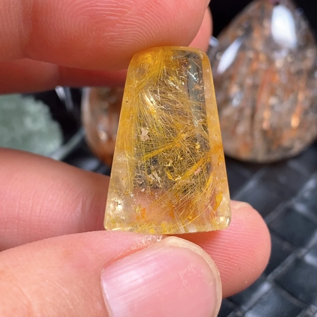 未镶嵌颈饰水晶水晶