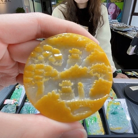 翡翠未镶嵌颈饰翡翠