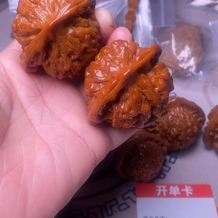 文玩核桃吊坠官帽