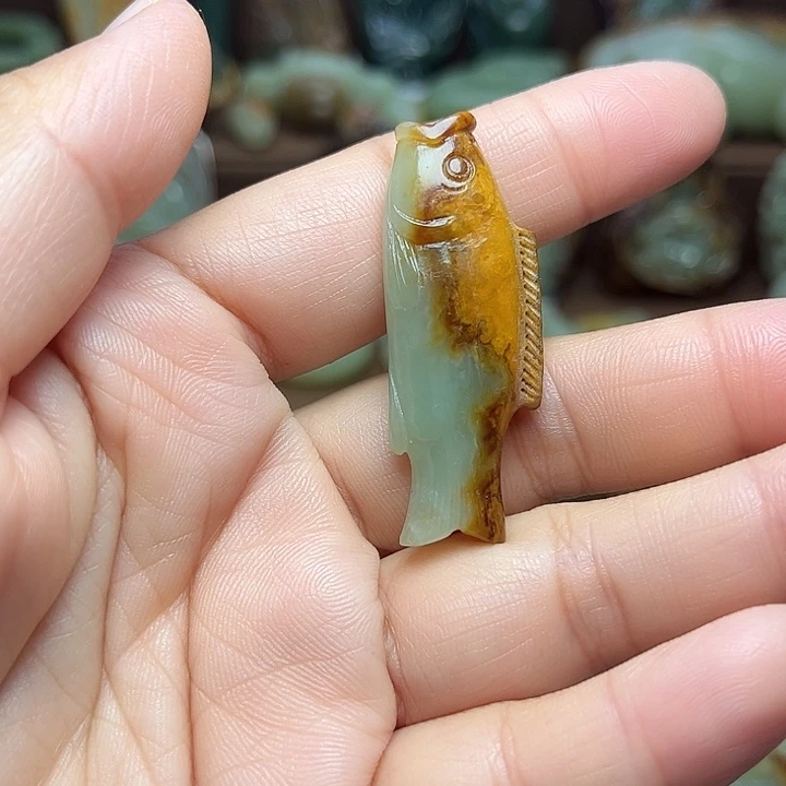 岫岩河磨玉（透闪石质玉）未镶嵌颈饰