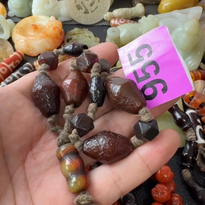 用***5未镶嵌颈饰玛瑙/玉髓