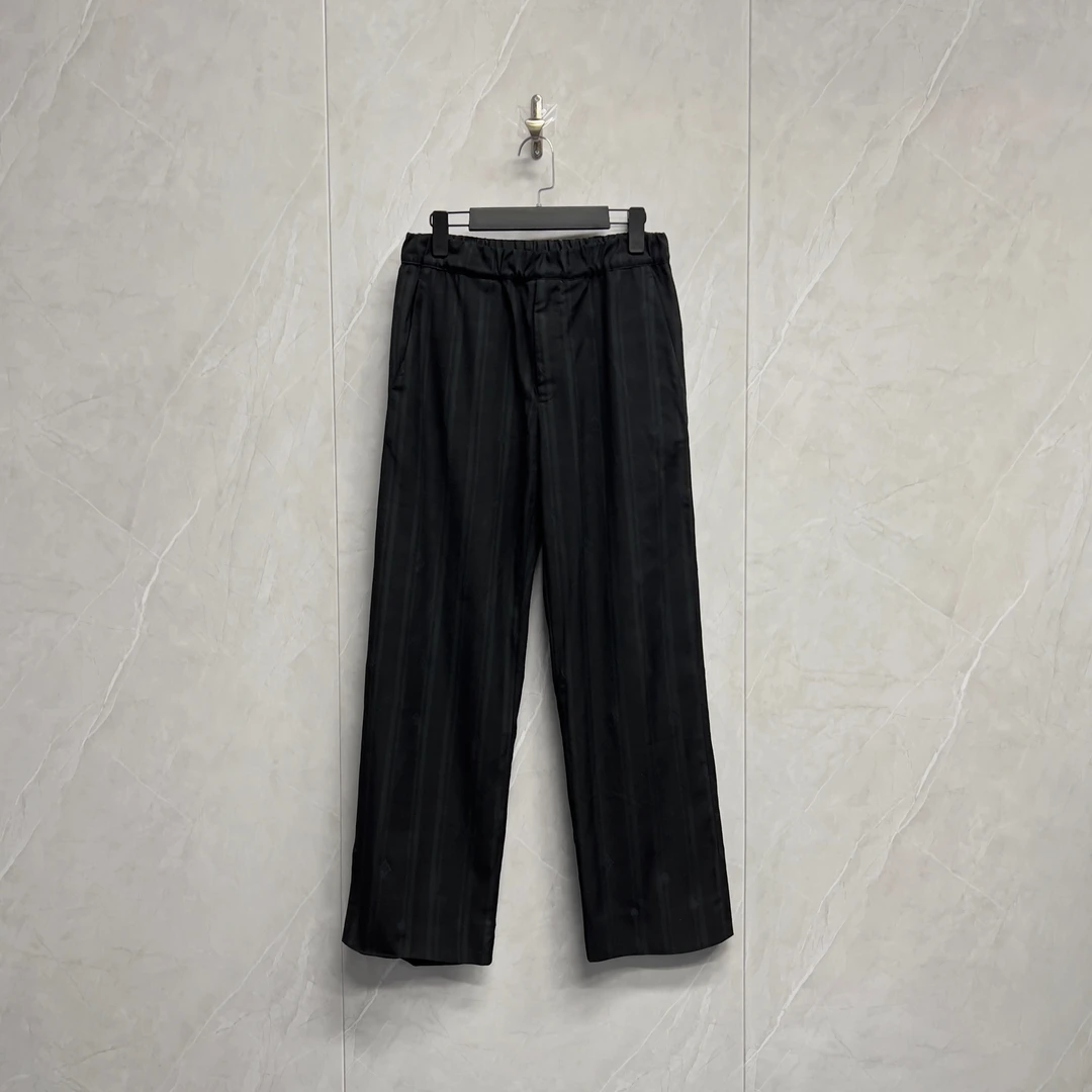 全新未使用 LouisVuitton/路易威登 24满Logo刺绣休闲裤/W0571/44