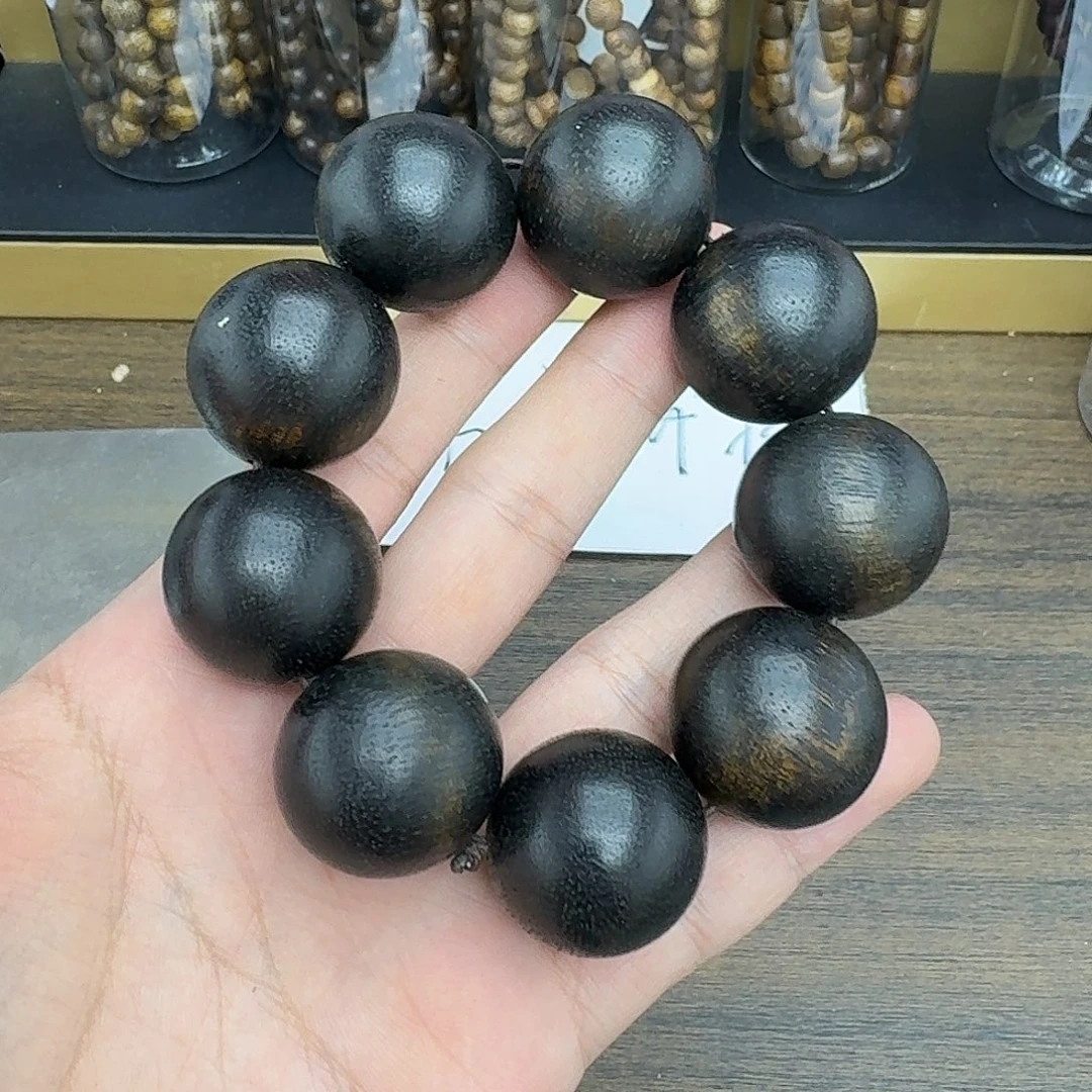 沉香沉香碎屑芽庄绿奇少一颗珠子005