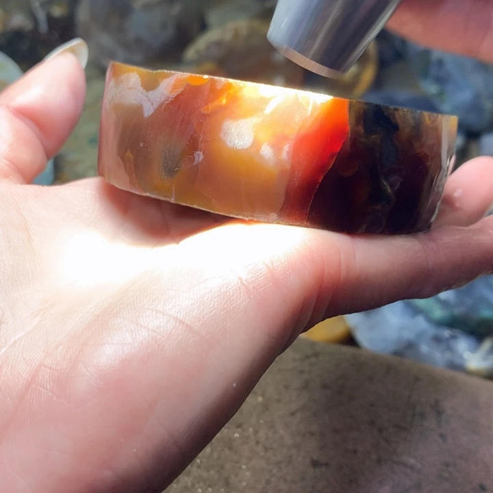 定制玛瑙闲***姐定制手镯