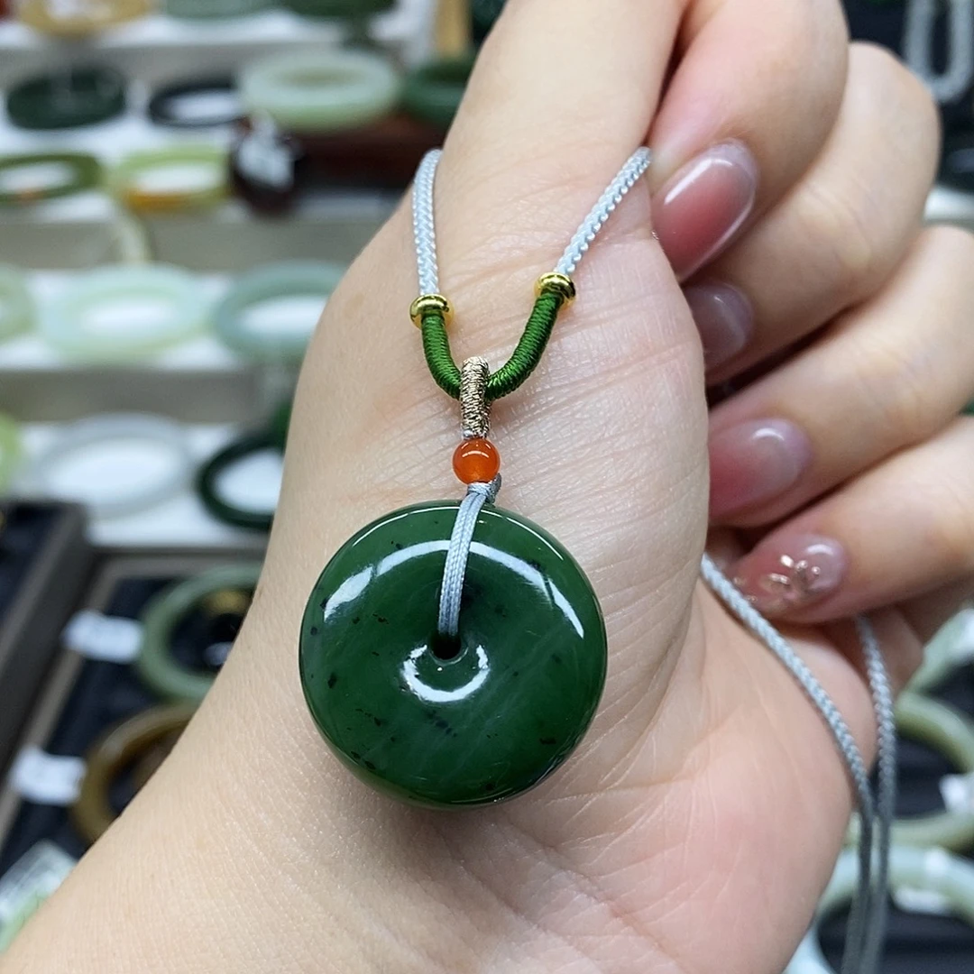 和田玉（碧玉）未镶嵌颈饰