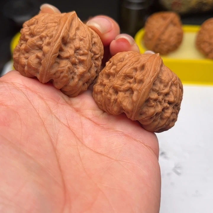 核桃文玩核桃凹底40