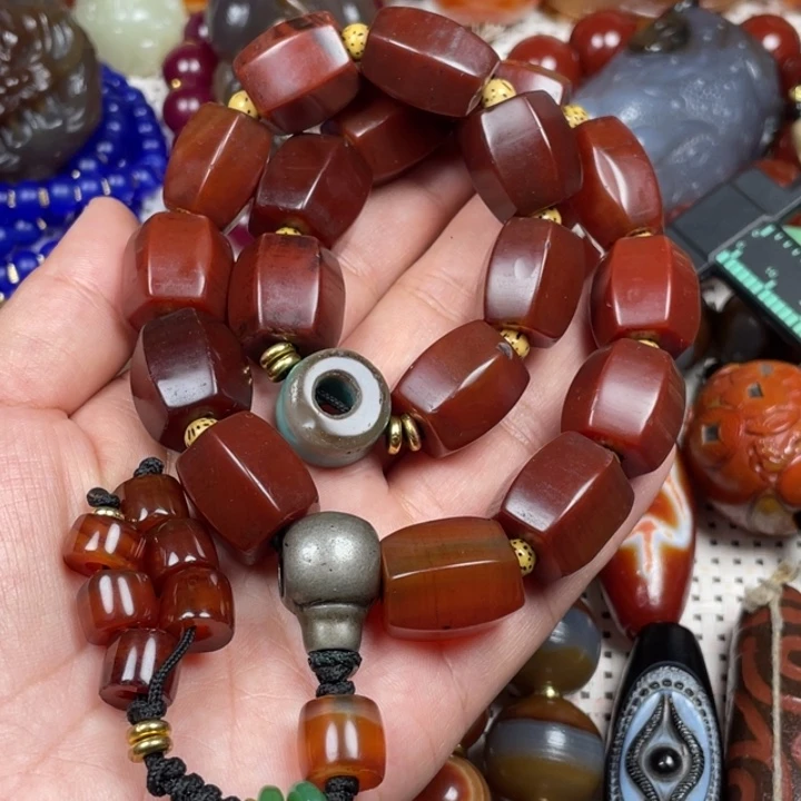 玛瑙/玉髓颈饰未镶嵌