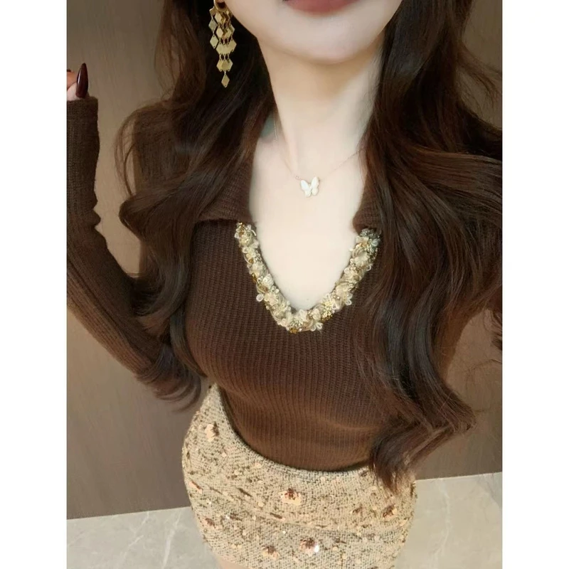 美拉德辣妹风穿搭冬季2024新款时尚翻领设计感长袖针织打底上衣