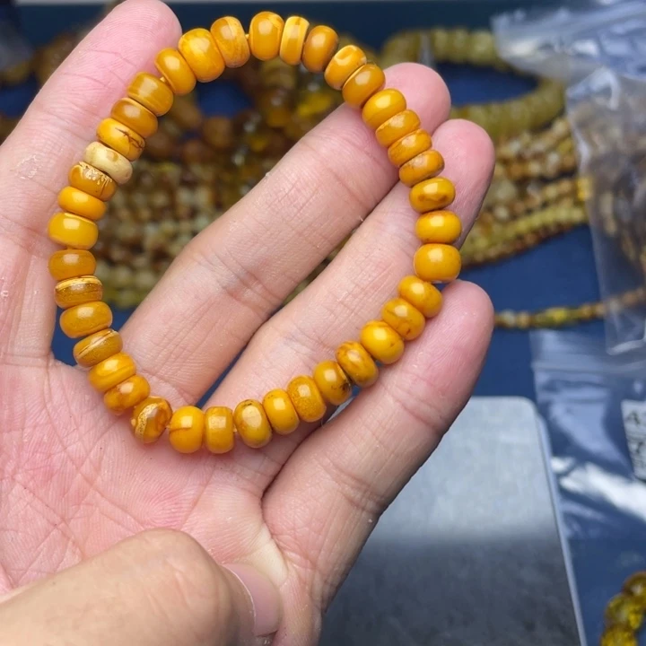 未镶嵌琥珀珠宝奇石