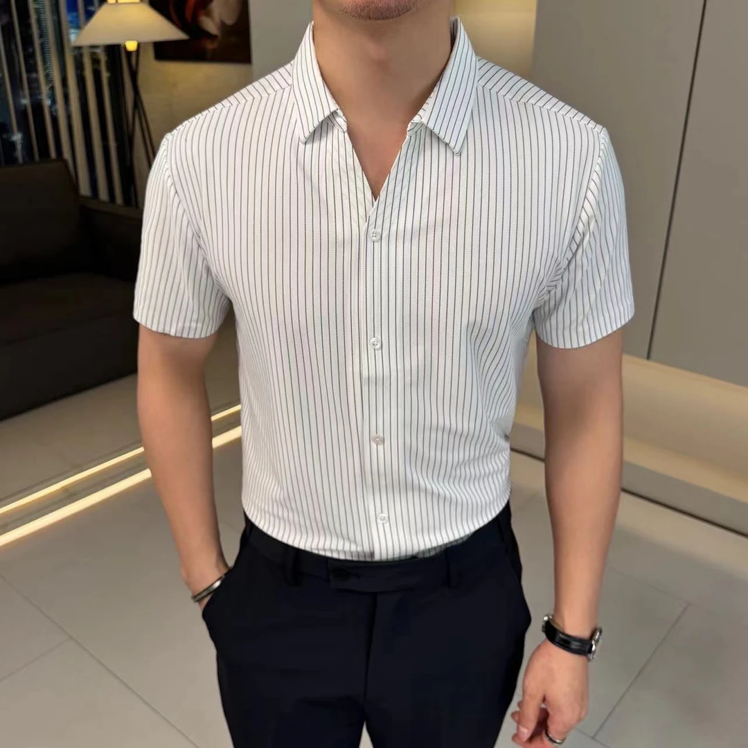 夏季商务休闲衬衣男士冰丝短袖衬衫无痕抗皱男装薄款条纹半袖寸衫