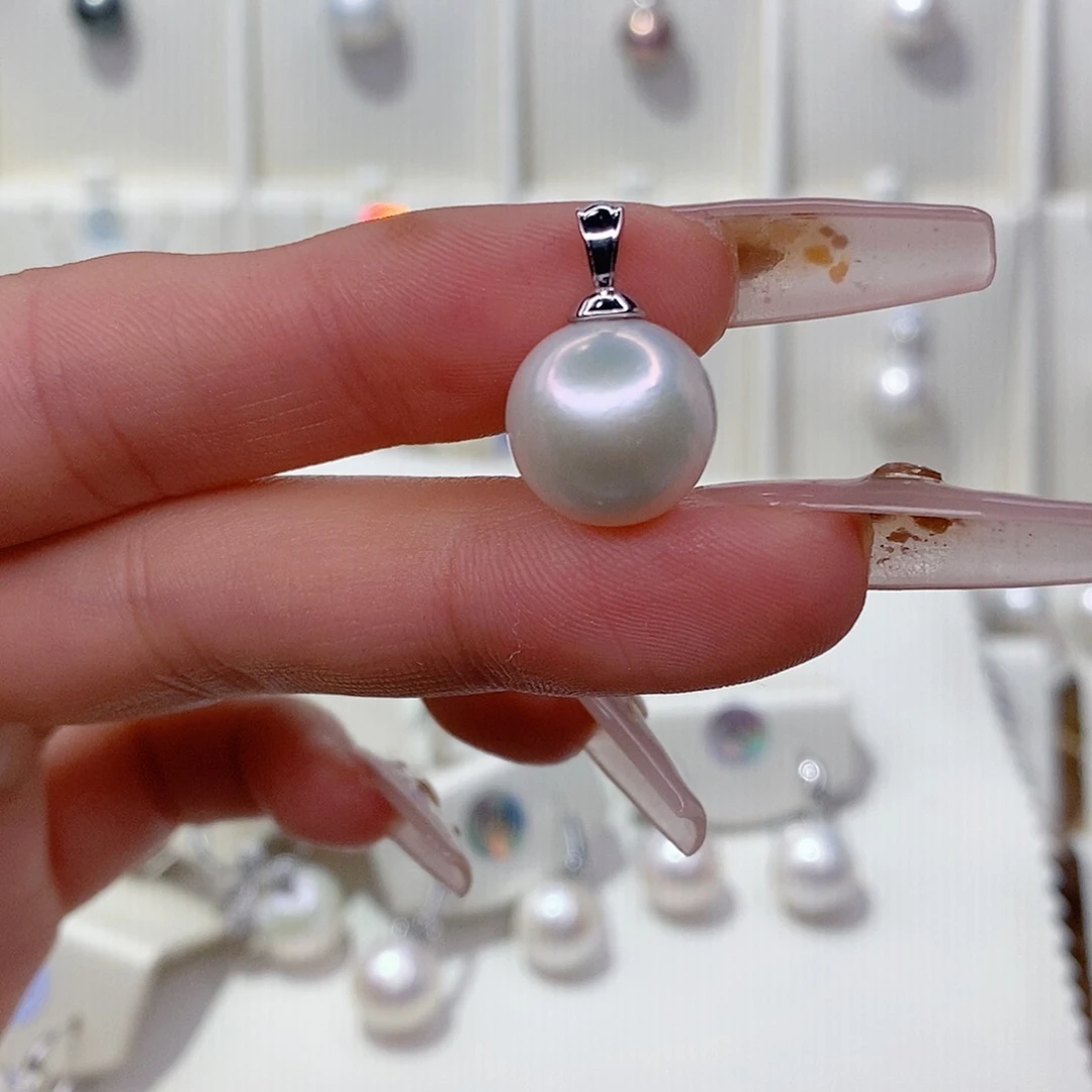 淡水珍珠银S925镶嵌吊坠(赠链)