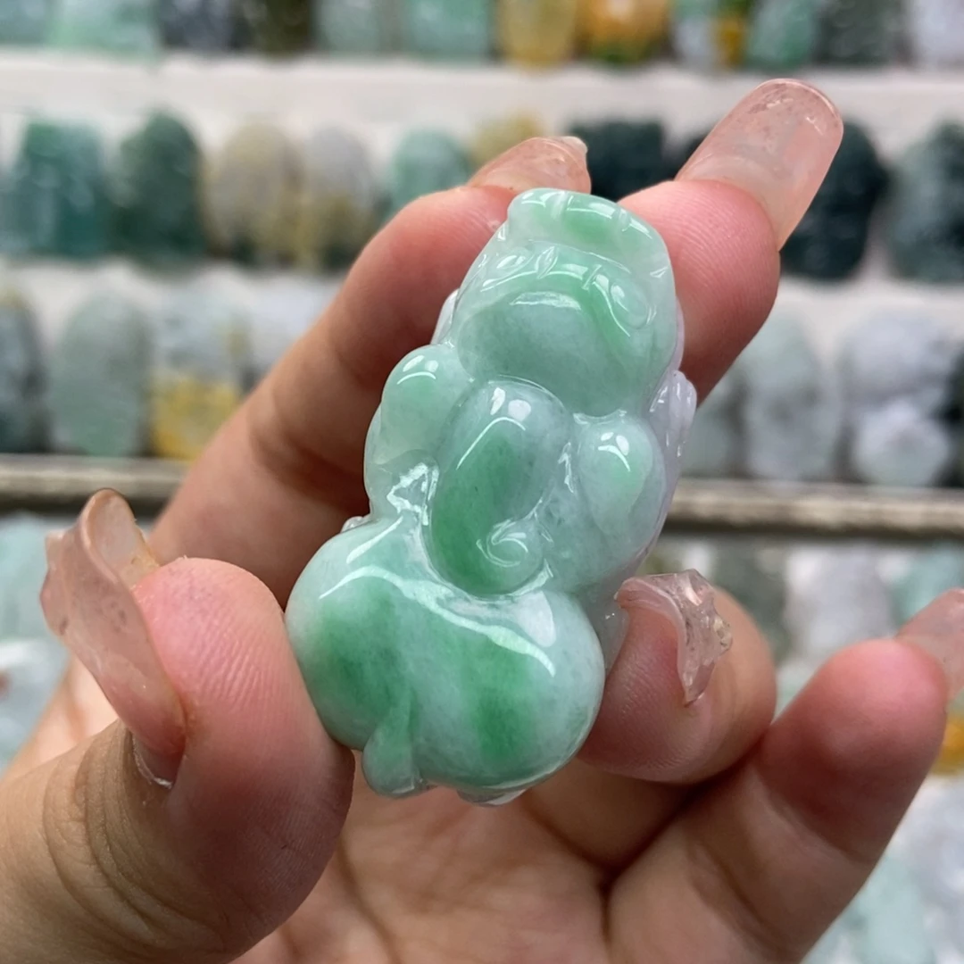 吊坠(赠链)未镶嵌翡翠