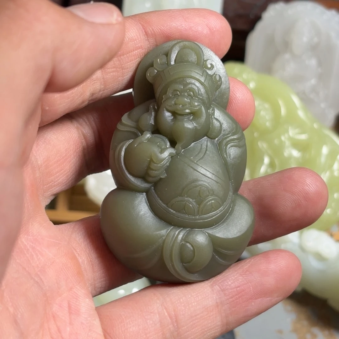 和田玉未镶嵌挂件让****儿