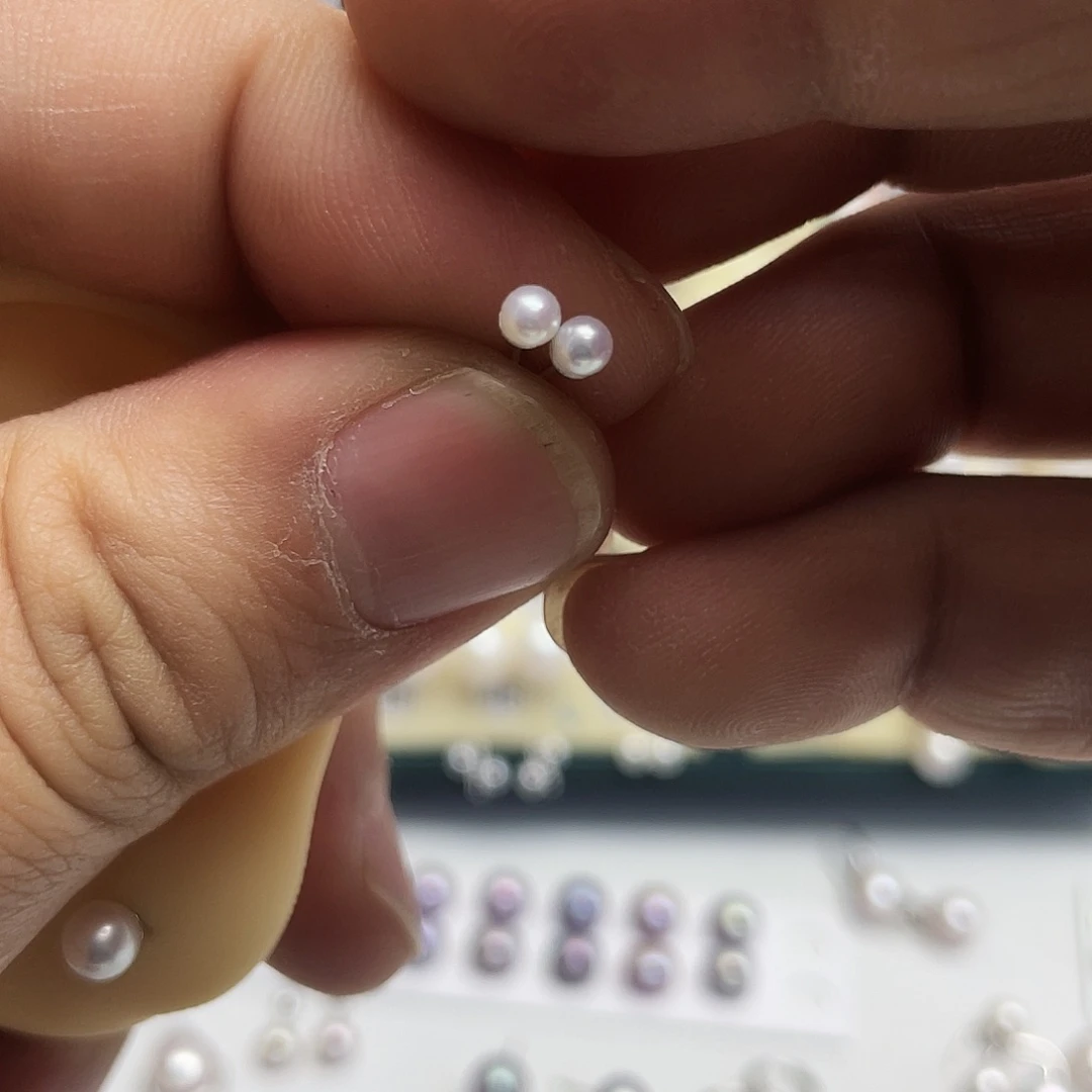 肖***笑银S925镶嵌淡水珍珠耳饰