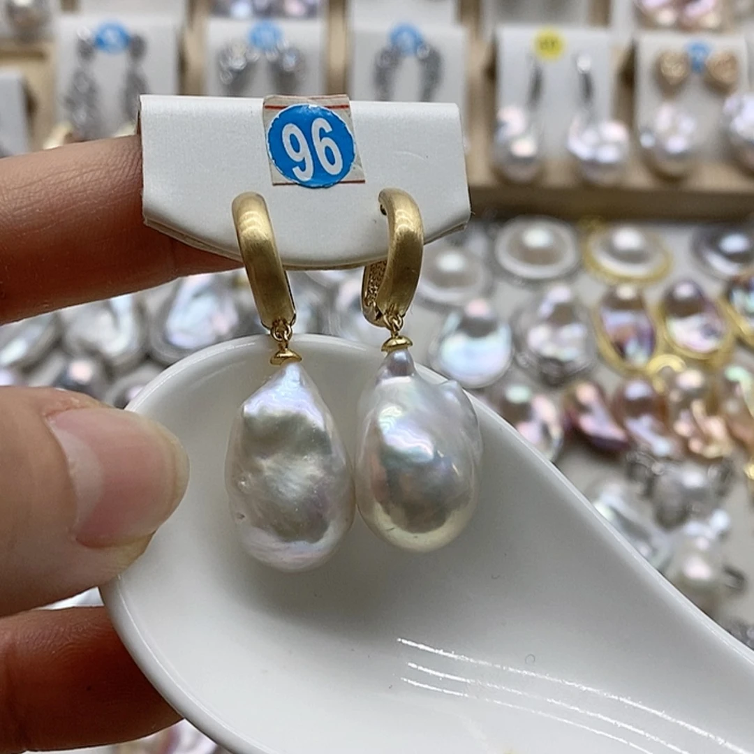 【闪购商品】淡水珍珠耳饰银S925镶嵌